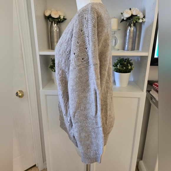 XL Tristan Beige Oatmeal V neck Long Sleeve lightweight wool blend sweater - Picture 4 of 8